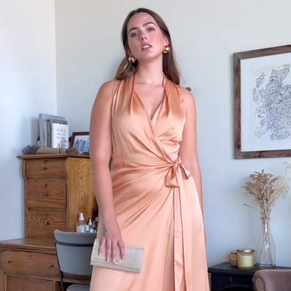 NWT BERLOOK Solid Sleeveless Wrap Dress Size Small